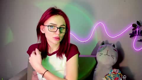 Nicky Weekends online show from December 2024 12:06:02 AM