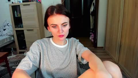 Nicky Weekends online show from February 2025 11:42:01 AM