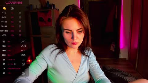 Nicky Weekends online show from February 2025 04:35:02 PM