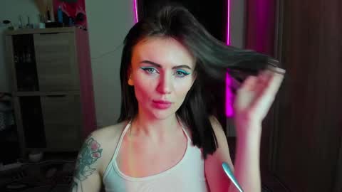 Nicky Weekends online show from March 2025 01:53:02 AM