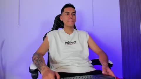 Nicky  online show from September 2025 02:18:02 PM