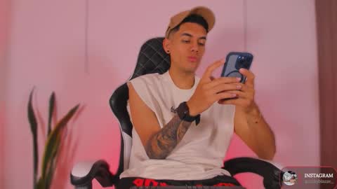 Nicky  online show from October 2025 12:34:02 PM