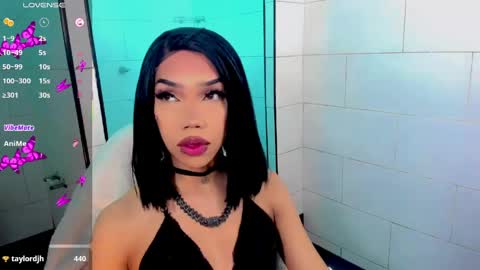 Nicky online show from April 2026 04:12:01 AM