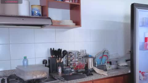 Snapshot of nickywindsor chatting on September 2025 04:23:02 PM Nicky online show from September 2025 04:23:02 PM