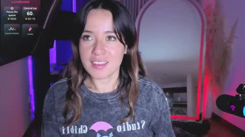 Snapshot of nickywindsor chatting on October 2025 06:21:01 PM Nicky online show from October 2025 06:21:01 PM