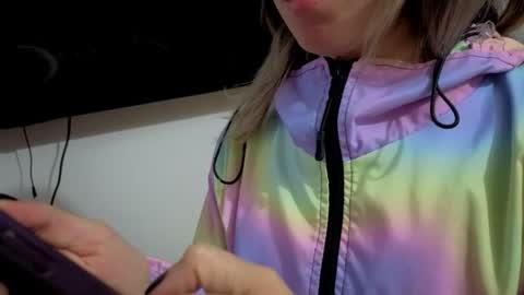 Nicky online show from April 2026 10:07:02 AM