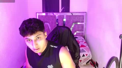 NICOLAS online show from November 2025 03:21:02 AM