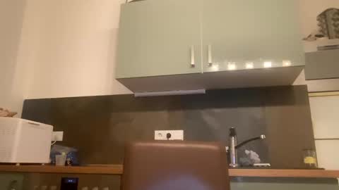 Nico online show from February 2025 09:58:01 PM