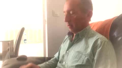 Nico online show from October 2025 12:27:01 PM