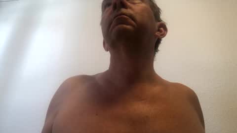Snapshot of nico181969 chatting on April 2026 09:43:01 AM Nico online show from April 2026 09:43:01 AM