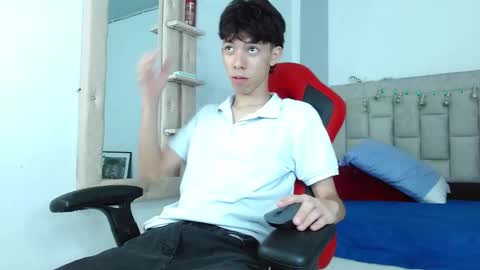 nico online show from December 2025 06:35:02 PM