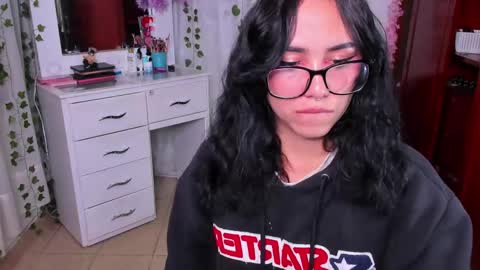 Snapshot of nico_lette_ chatting on December 2024 03:25:01 AM Nico online show from December 2024 03:25:01 AM