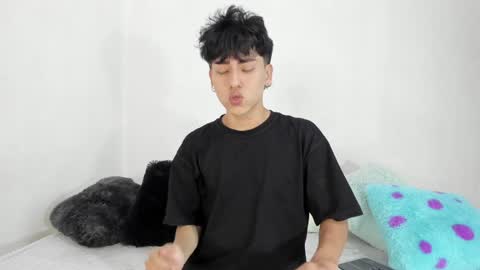 Nico  online show from December 2024 11:40:01 PM