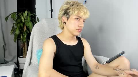 Nico  online show from September 2025 02:54:02 AM