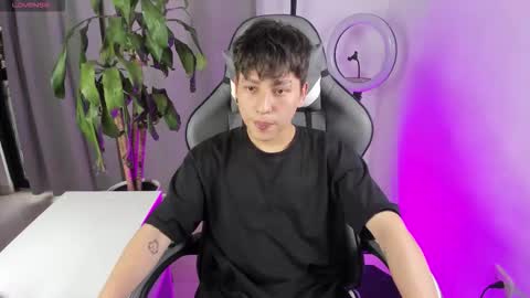 Nico  online show from March 2026 10:18:01 PM