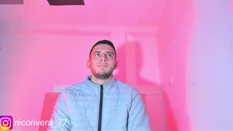 Nicolas online show from October 2025 04:00:02 AM