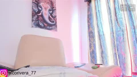 Nicolas online show from November 2025 05:12:01 PM