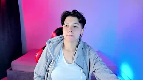 NICO online show from October 2025 02:04:02 AM