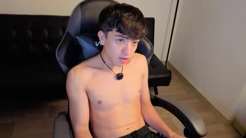 Nicolas online show from February 2026 08:43:01 PM