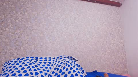 Nicol online show from January 2025 10:51:02 PM