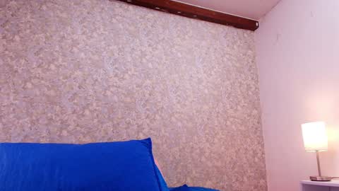 Nicol online show from February 2025 07:17:01 PM