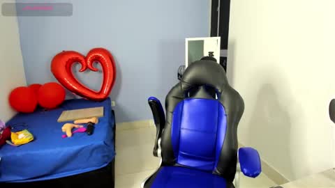 Nicol sanchez online show from February 2025 09:26:02 AM