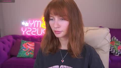 Nicol Moonn online show from November 2025 06:34:02 AM