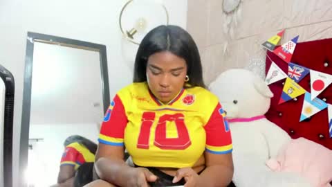 Snapshot of nicol_zurich chatting on July 2026 08:37:01 PM NIKOL online show from July 2026 08:37:01 PM