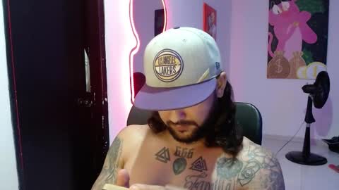 nicolas online show from December 2024 03:18:02 AM