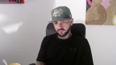 nicolas online show from January 2025 03:26:02 AM