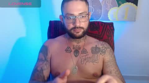 nicolas online show from February 2025 06:39:02 AM