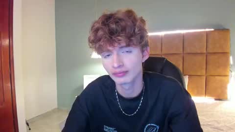 nicolasferrer18 online show from November 2025 07:36:02 PM