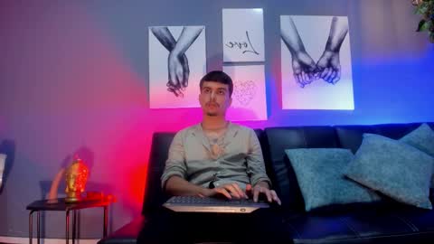 Nicolas Rey online show from November 2025 03:27:02 AM