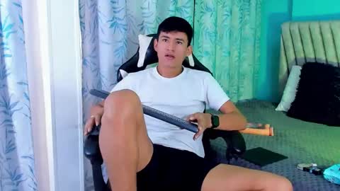 nicolastorres__ online show from February 2026 09:48:02 PM