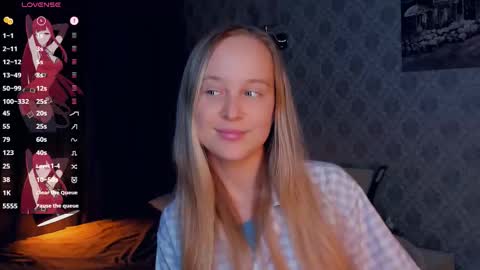 Nicoletta online show from October 2025 05:32:02 PM