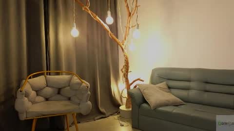 Nicole online show from May 2026 09:10:01 PM
