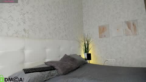 GMT7TueWedThSu 0300am-0900am. Sa 1000am-0400pm online show from October 2025 08:05:02 PM