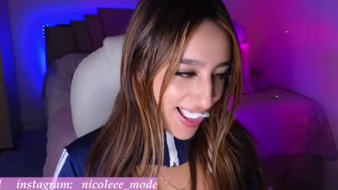 Snapshot of nicole_edwards chatting on May 2026 06:37:02 PM Nicole online show from May 2026 06:37:02 PM