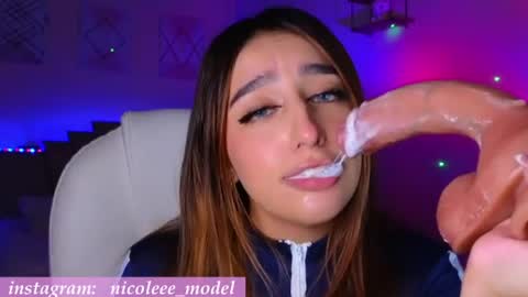 Nicole online show from July 2026 10:31:01 PM