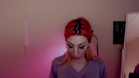 Nicole online show from December 2024 08:45:02 AM