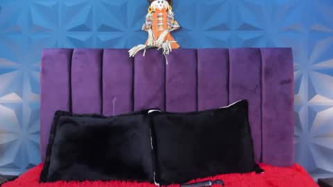 Nicole online show from October 2025 03:18:02 AM