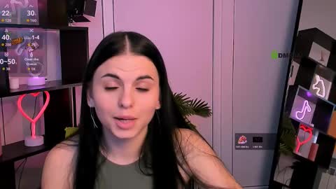 nicole_muah online show from November 2025 09:29:01 AM