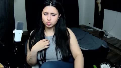 My name is Nicole. I m completely new here online show from March 2026 05:24:02 AM