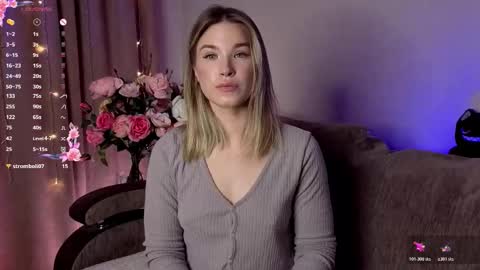 Snapshot of nicole_w00 chatting on December 2025 06:17:01 PM Nicole online show from December 2025 06:17:01 PM