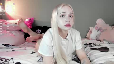 Mary online show from November 2025 11:54:02 PM