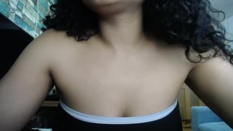 Nicole online show from March 2026 09:38:02 PM