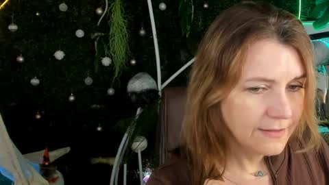 nicolehits online show from April 2026 01:16:01 PM