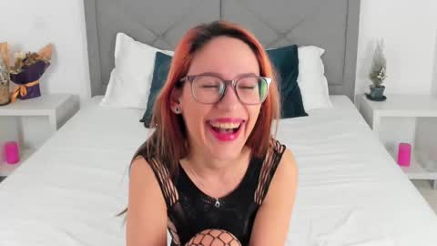 nicoleirisxxx online show from January 2025 12:48:01 PM