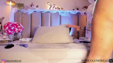 Andrea give it a thumbs up please its important  online show from December 2024 09:39:02 PM