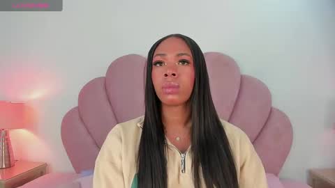 NICOLE online show from February 2025 12:47:01 PM